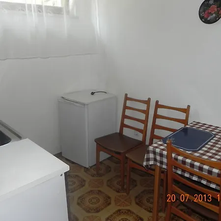 Panzió And Roza
