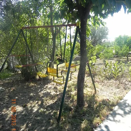 Oda ve Kahvaltı And Roza Portorož