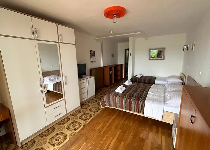 Bed & Breakfast And Roza