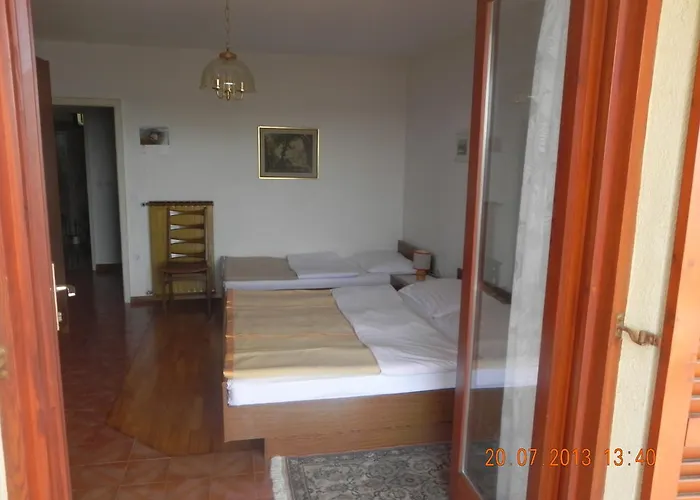 And Roza بورتوروز